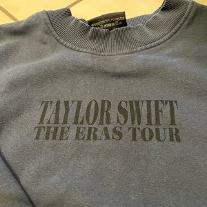 Taylor Swift The Eras Tour Official Merch Blue Crewneck size Medium